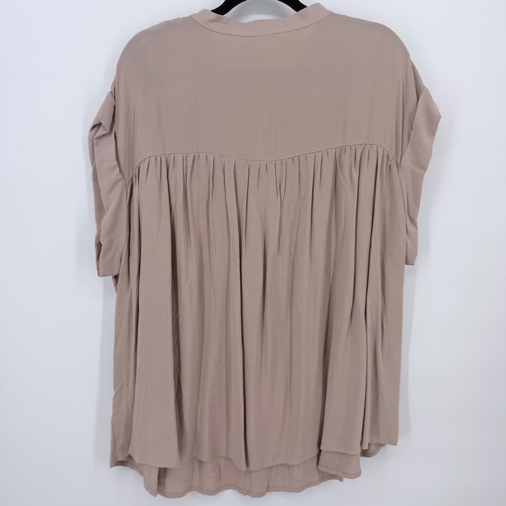 Andree by Unit Rayon Blouse Womens 2X Taupe New Pintuck Smocked Beige Top Office - Picture 5 of 6